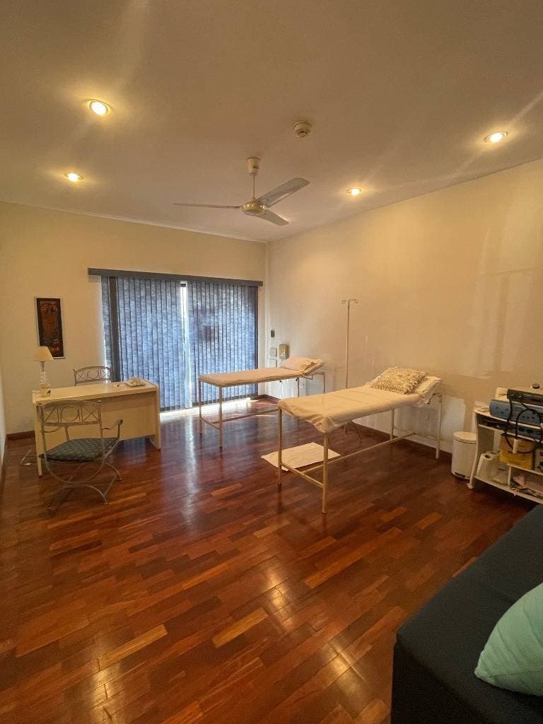 Local comercial en Ri 2 Ytororo casi Pacheco 634