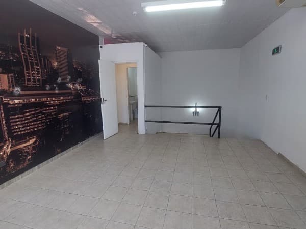 Local comercial en Mariscal Jose Felix Estigarribia - foto 4