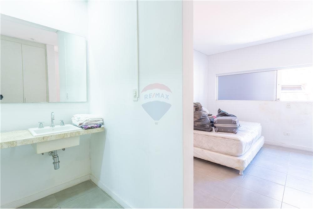 Casa en Fernando de la Mora, Central - foto 4