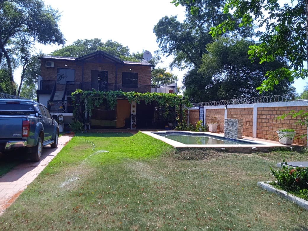 Casa en Limpio, Central