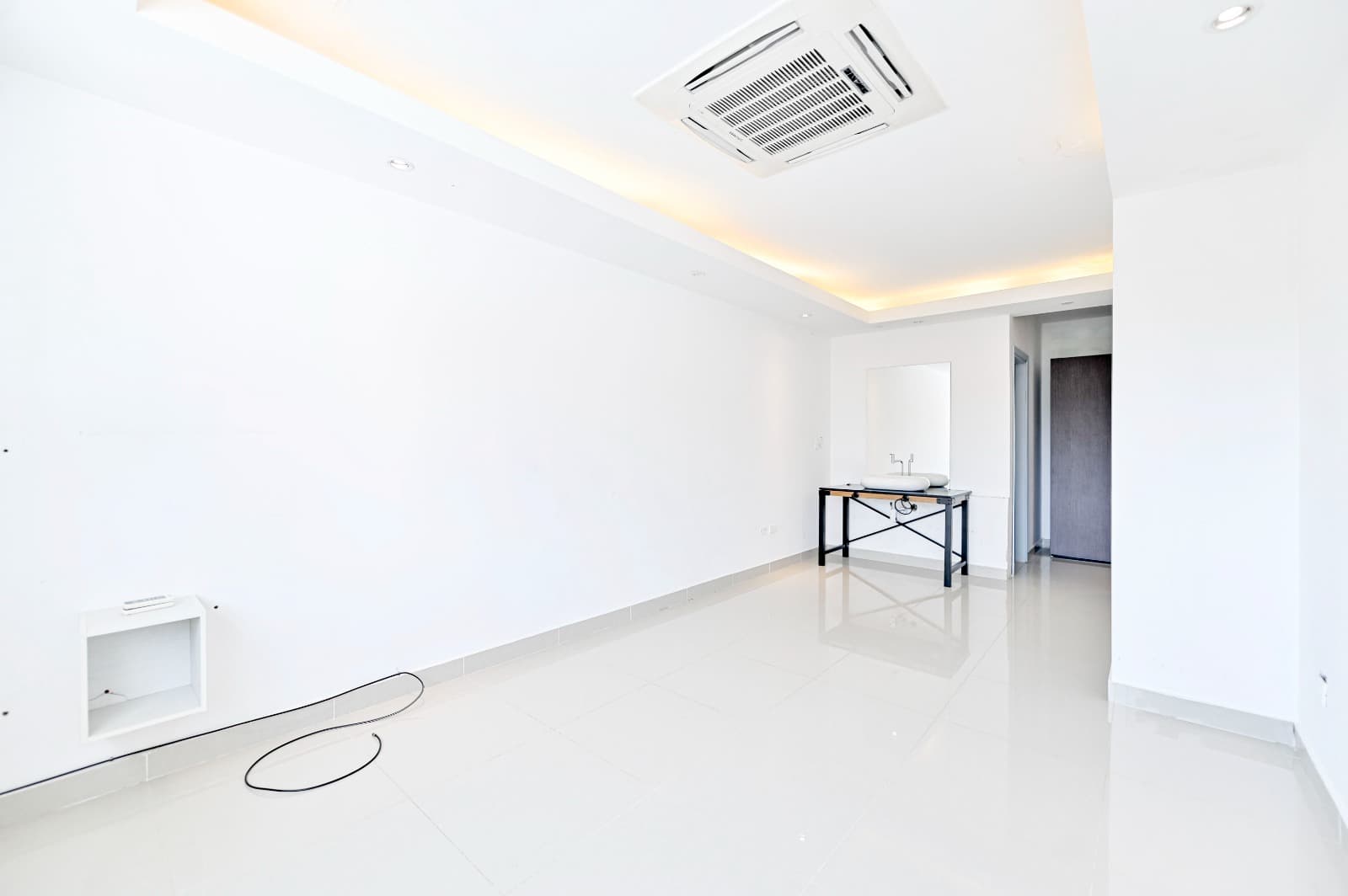 Casa en Prof. Romulo feliciangeli entre Luis Enrique Migone y Agustín Pío Barrios - foto 6