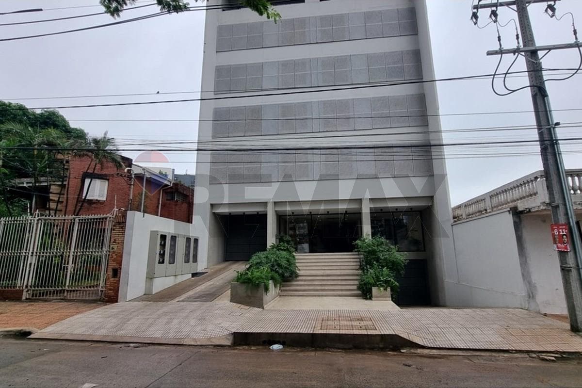 Departamento en Edificio Punto Molas López