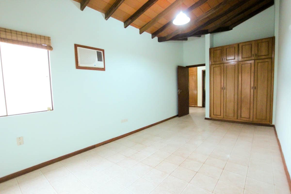 Dúplex en Ycuá Satí, Asunción - foto 9