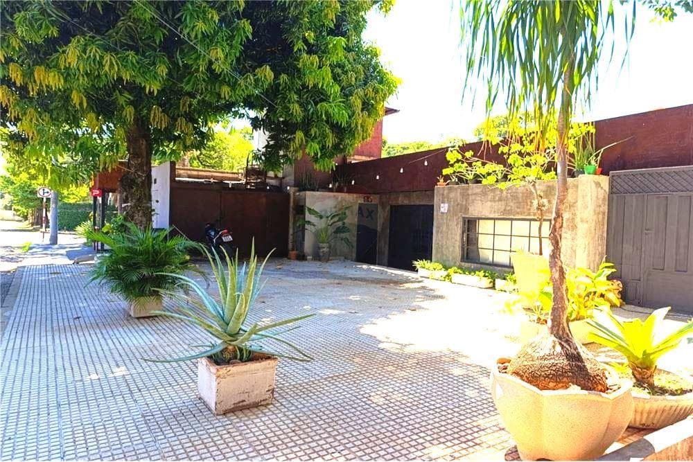 Local comercial en Los Laureles - foto 2