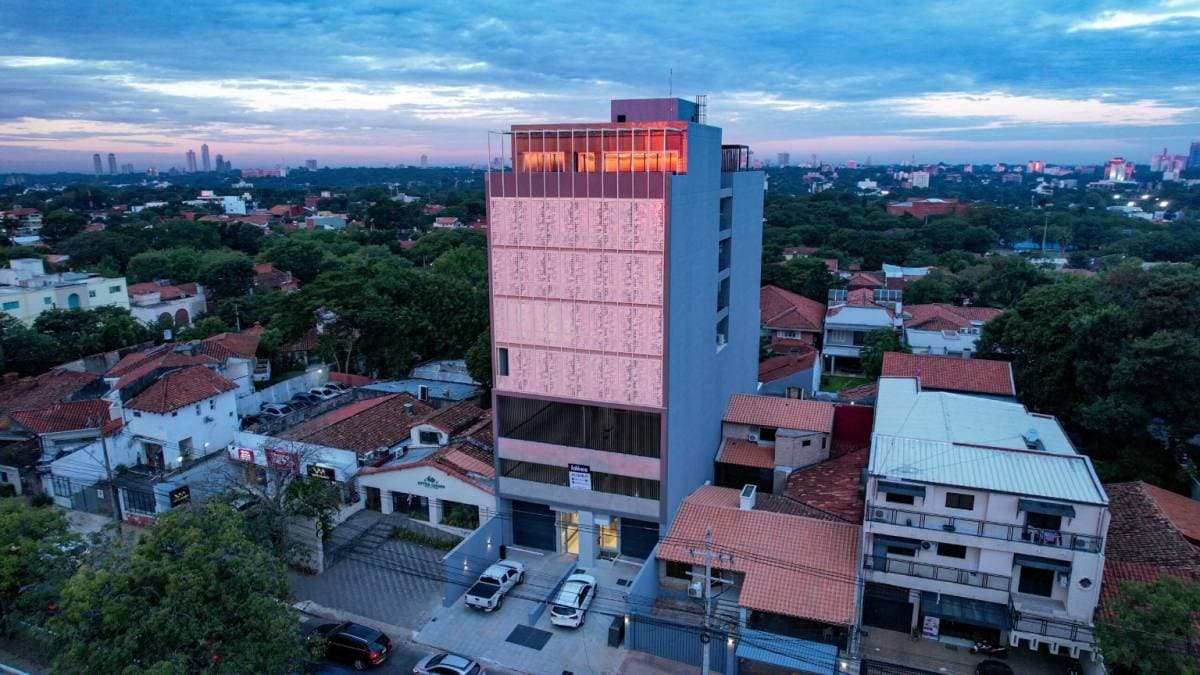 Oficina en Avenida Brasilia