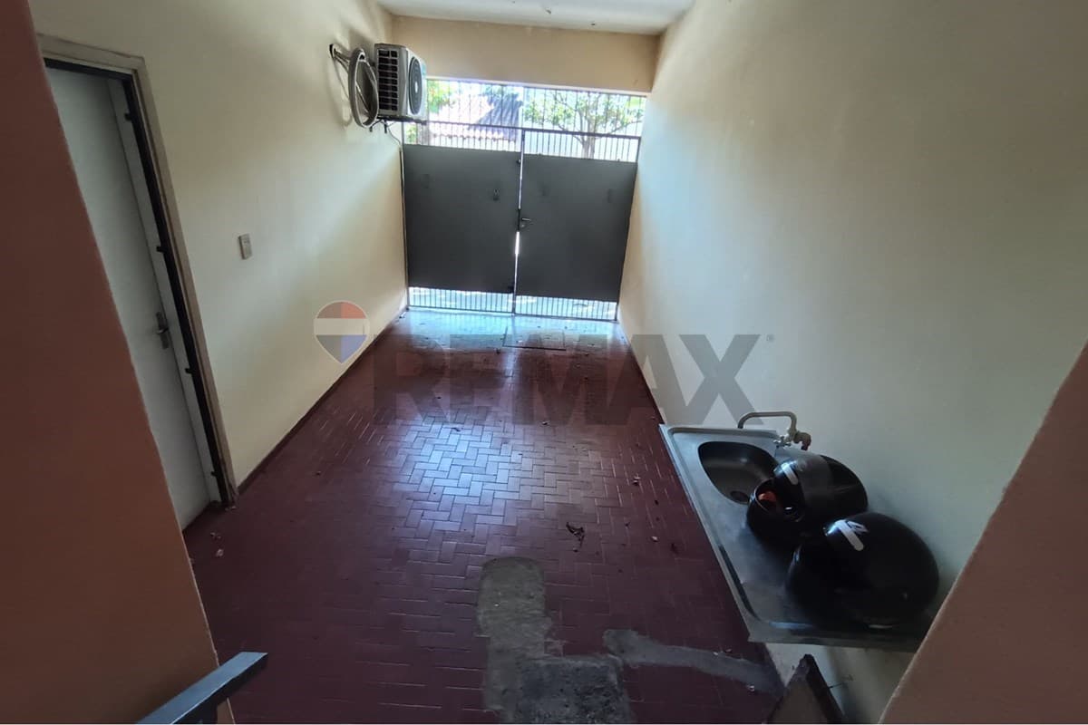 Casa en Diego de Silva y Velázquez - foto 8