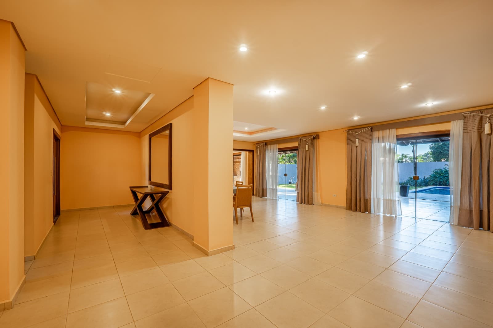 Casa en Las Lomas - foto 3