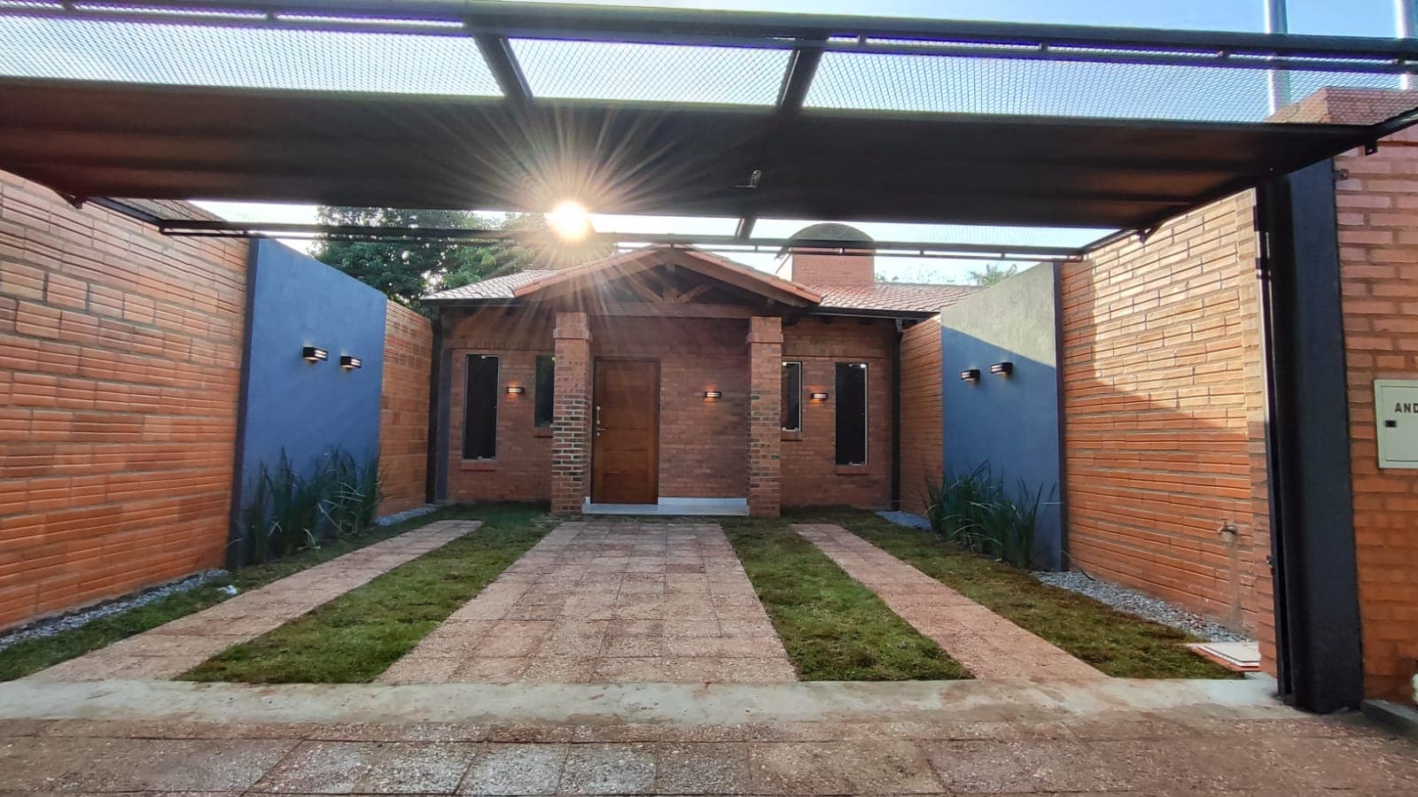Casa en Juan Bautista Almirón