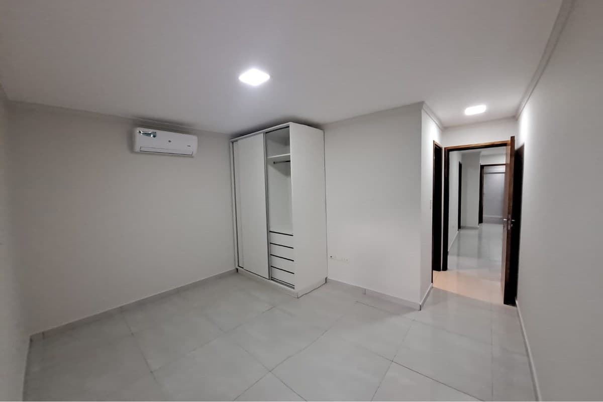 Dúplex en Villa Aurelia, Asunción - foto 2