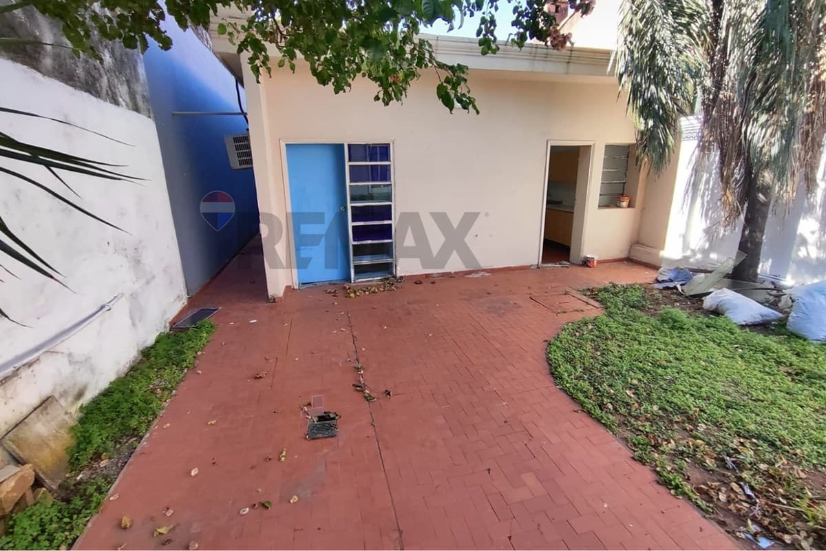 Casa en Avenida Brasilia - foto 2