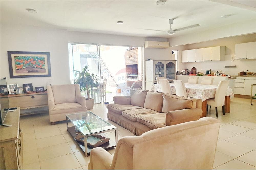 Dúplex en Coronel Brizuela - foto 2