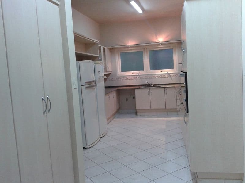 Casa en Av. Mariscal López - foto 3