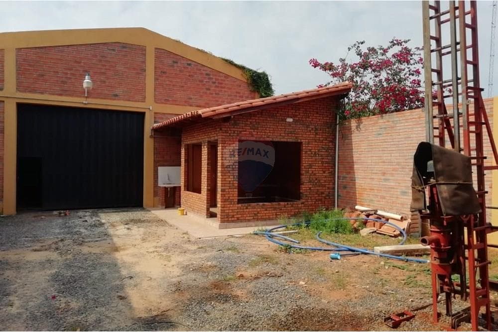 Tinglado/Depósito en Nicanor Rios