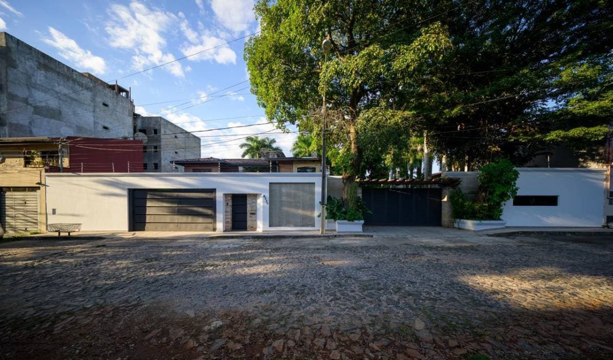 Casa en Tte. Victoriano Acuña - foto 9