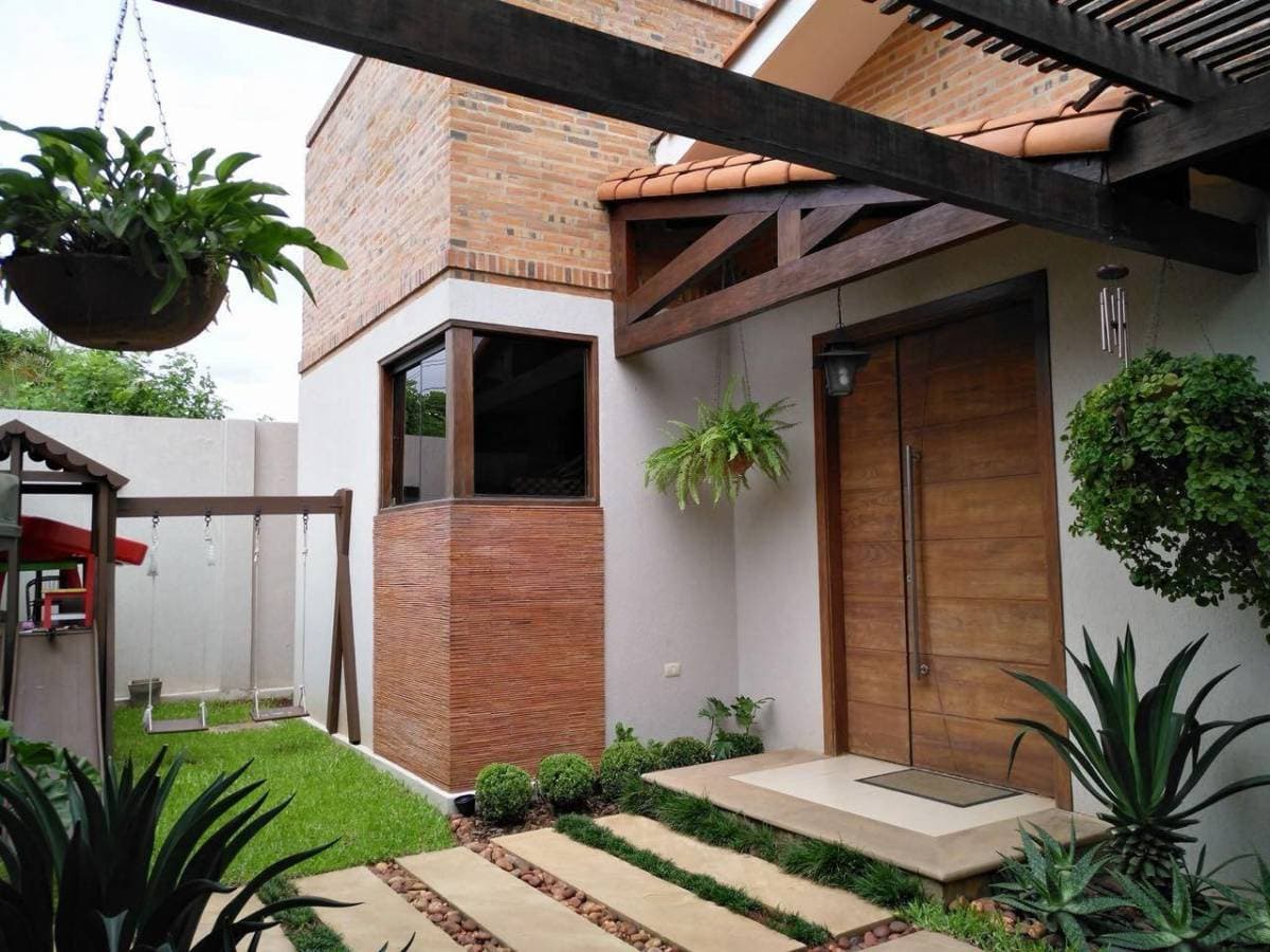 Casa en Casa En Barrio Mburucuya - foto 2