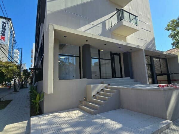 Local comercial en San Juan XXIII - foto 3