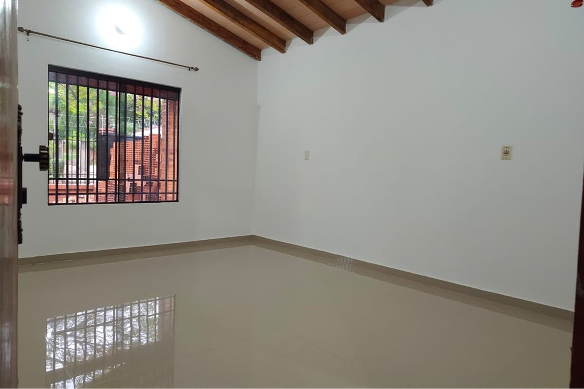 Casa en Ñemby, Central - foto 8