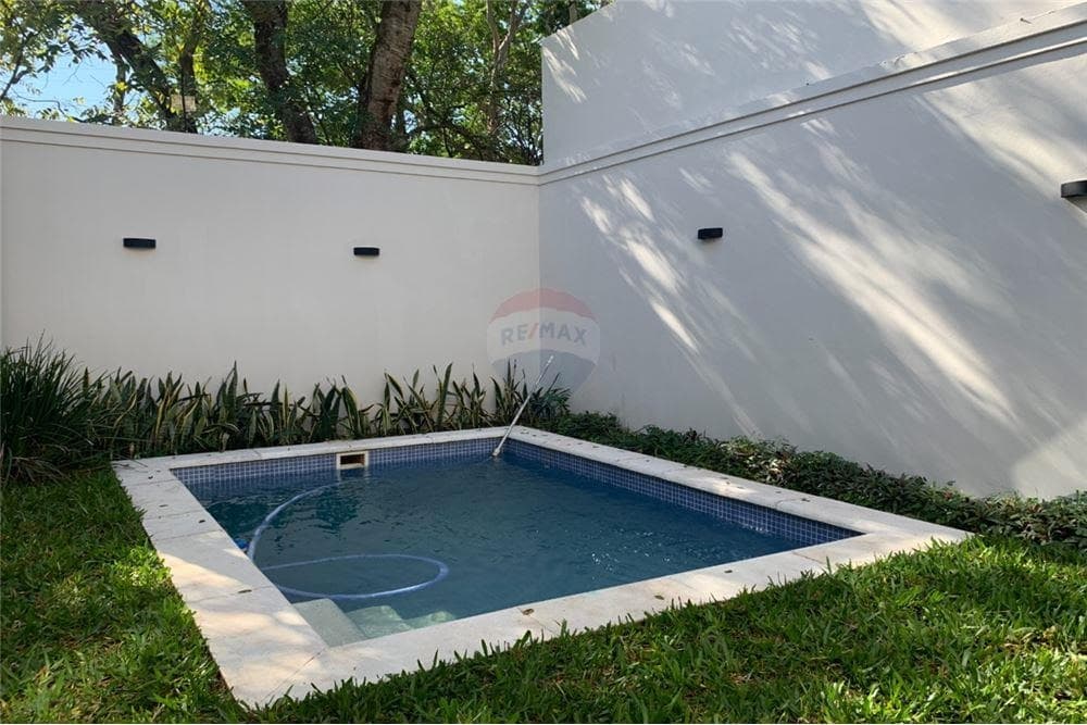 Dúplex en Mburucuyá, Asunción - foto 2