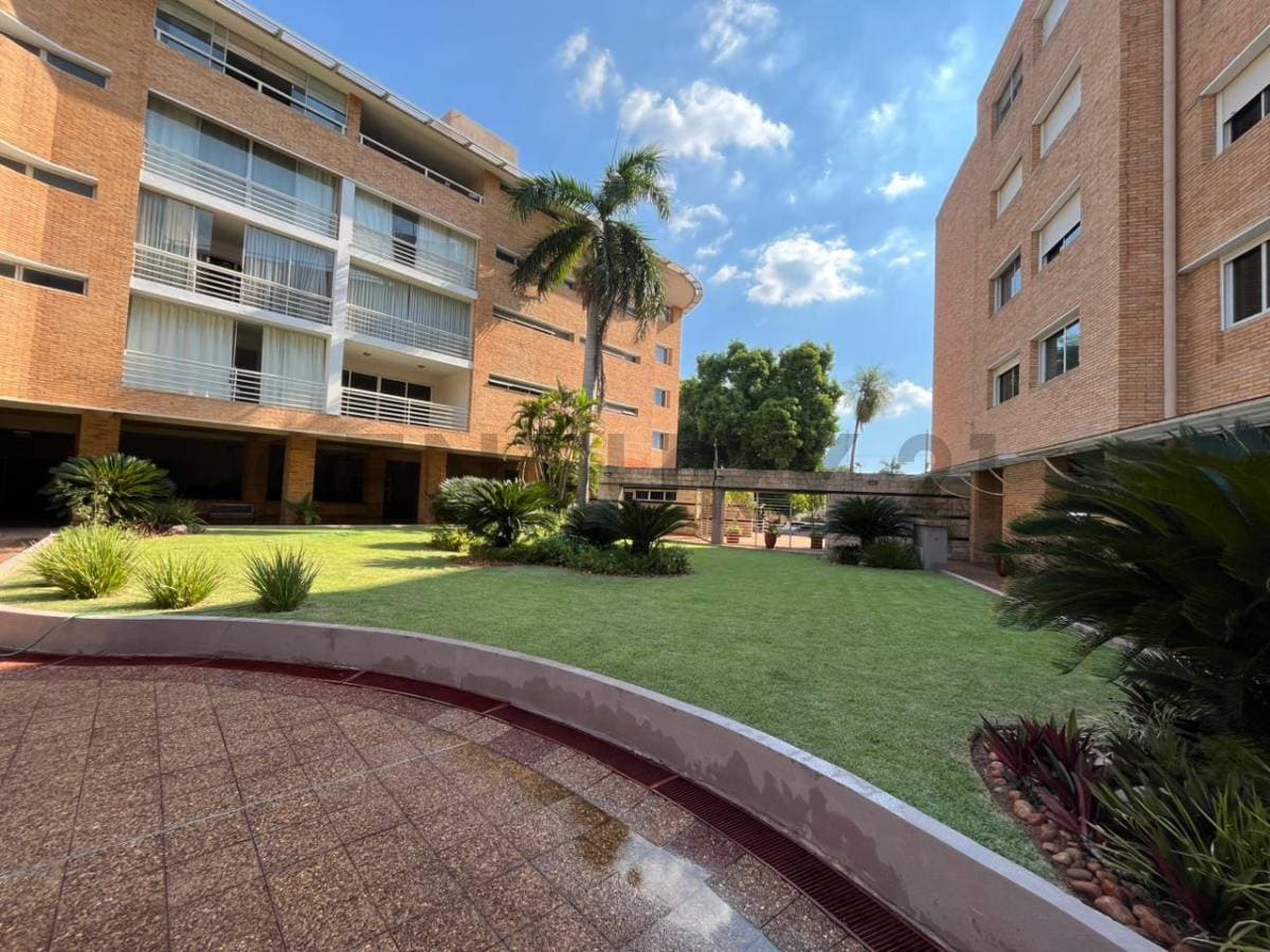 Departamento en Edificio Manora - foto 2
