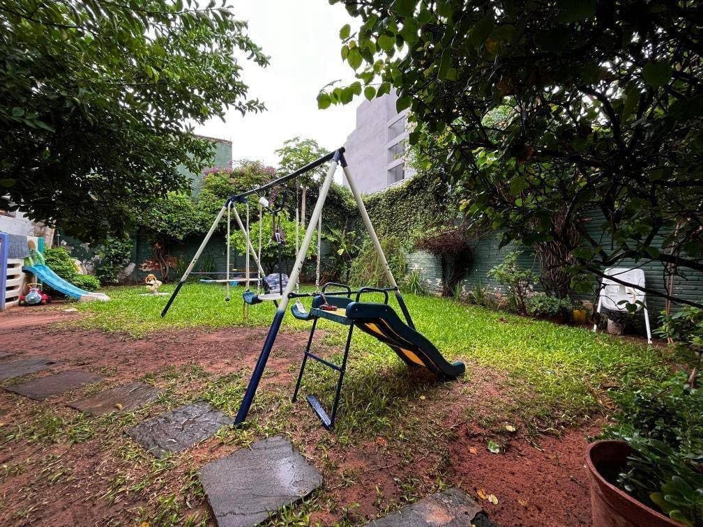 Casa en Valois Rivarola entre Padre Cardozo y 9 de setiembre - foto 6