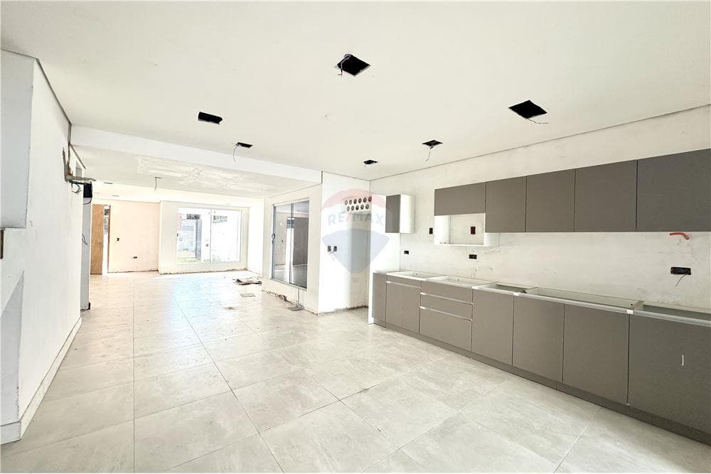 Dúplex en San Lorenzo, Central - foto 4
