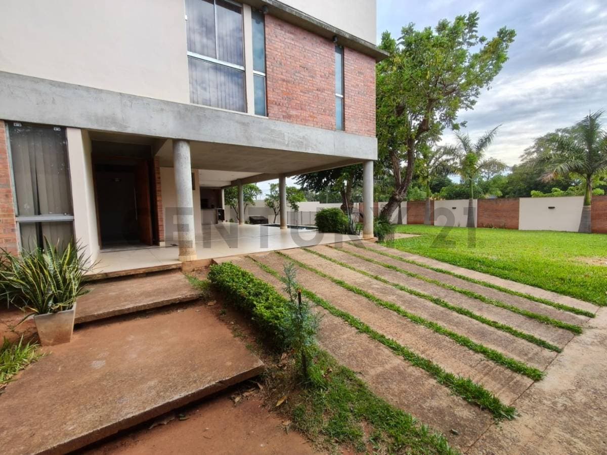 Casa en Rancho Ocho & Benjamín Aceval - foto 2