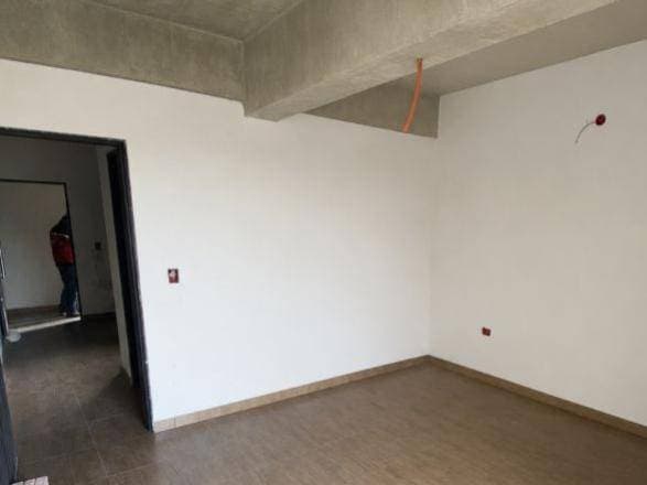 Departamento en Calle Santo Domingo - foto 2