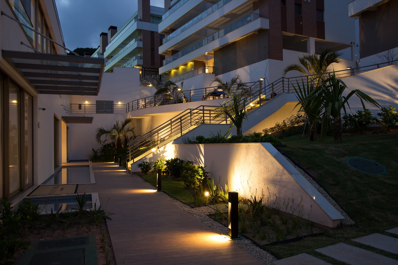 Departamento en Bombhinas - foto 4