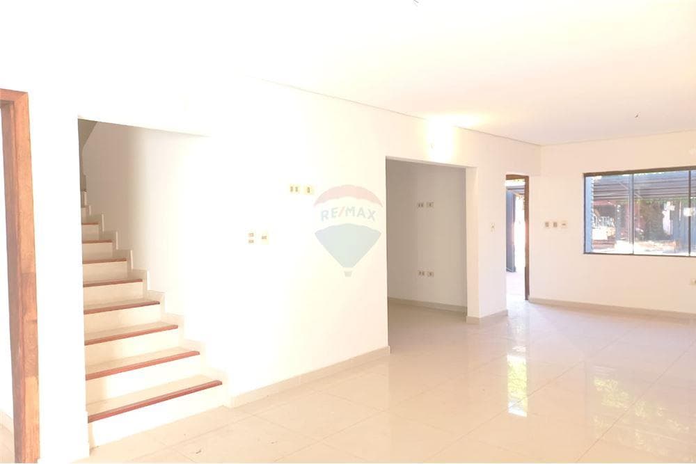 Dúplex en Luque, Central - foto 3