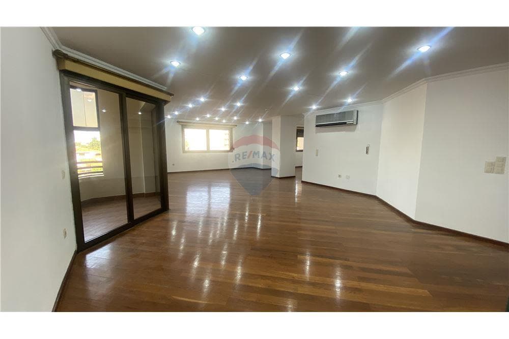 Departamento en Avenida Mariscal López & Juan Manuel Frutos Pane