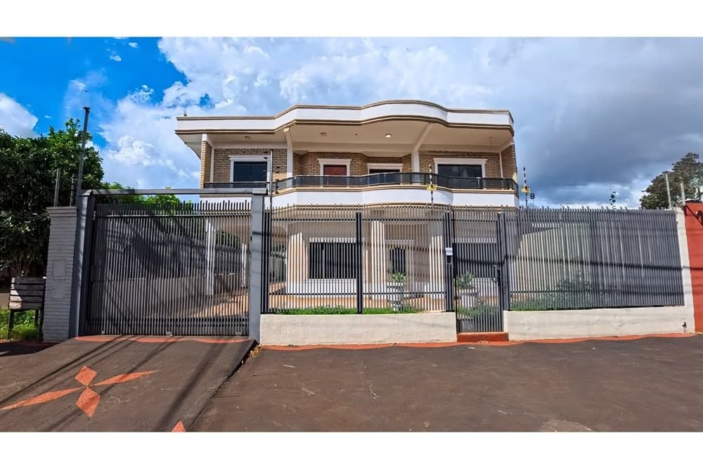 Casa en Delfín Benítez