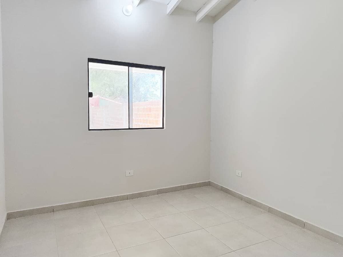 Casa en Benjamin Britez - foto 7