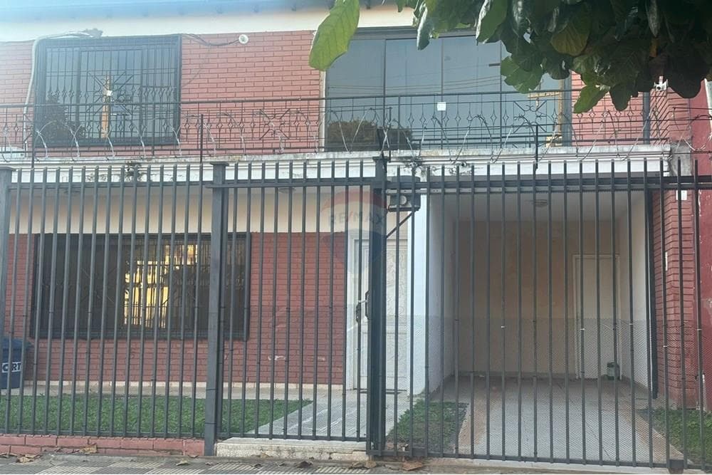 Casa en San Vicente, Asunción - foto 2