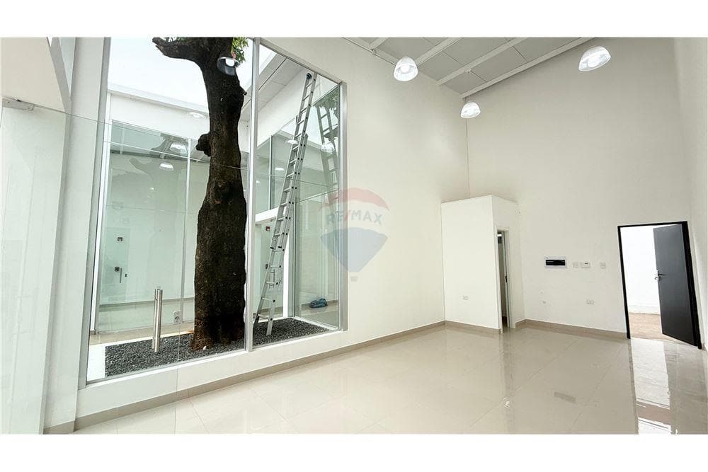 Local comercial en San Lorenzo, Central - foto 4