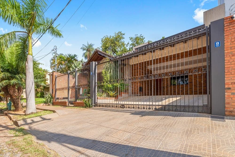 Casa en Recoleta, Asunción - foto 2