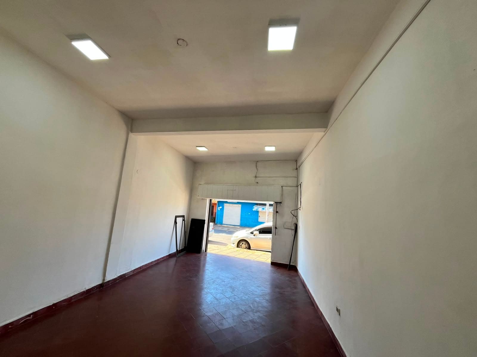 Local comercial en Coronel Rafael Franco - foto 4