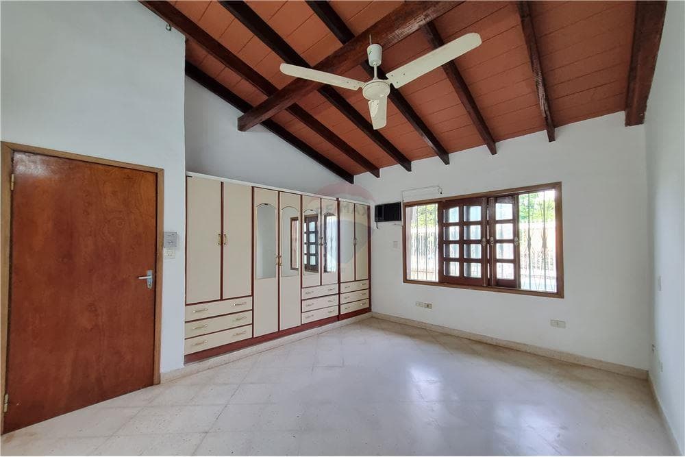 Casa en San Lorenzo, Central - foto 2