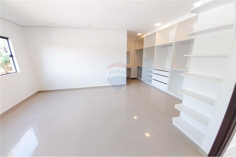Dúplex en Ytay, Asunción - foto 7