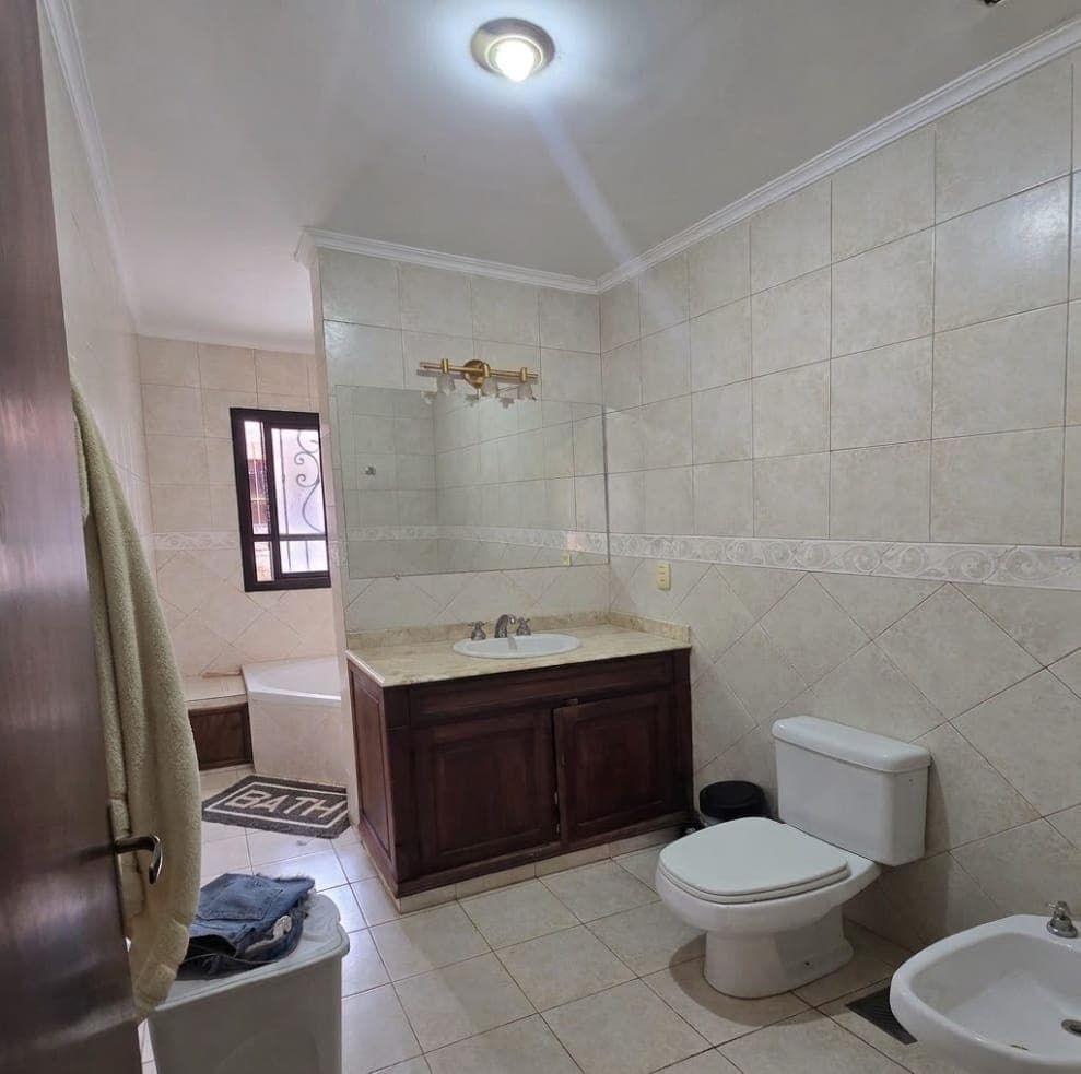 Casa en San Jorge, Asunción - foto 2