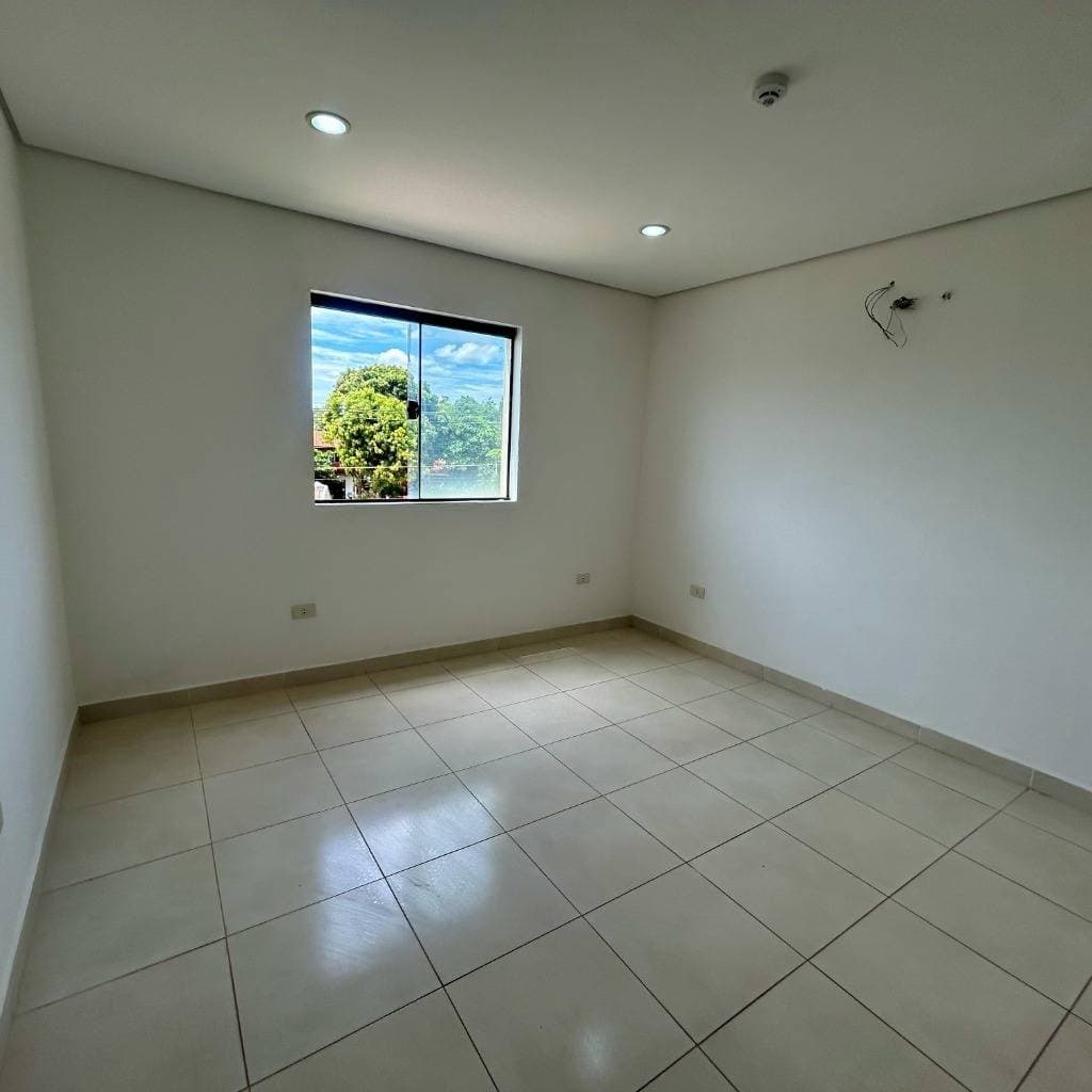 Departamento en Jardín de Oro - foto 6