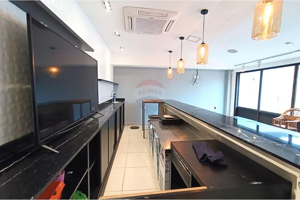 Local comercial en Juan Leopardi - foto 9