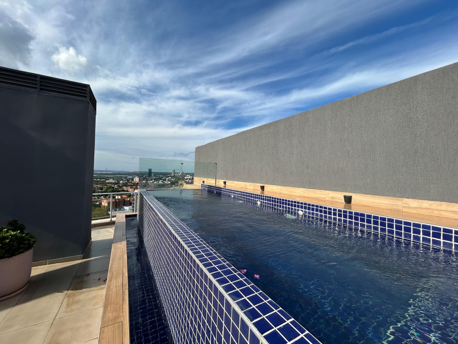 Departamento en Las Mercedes, Asunción - foto 10