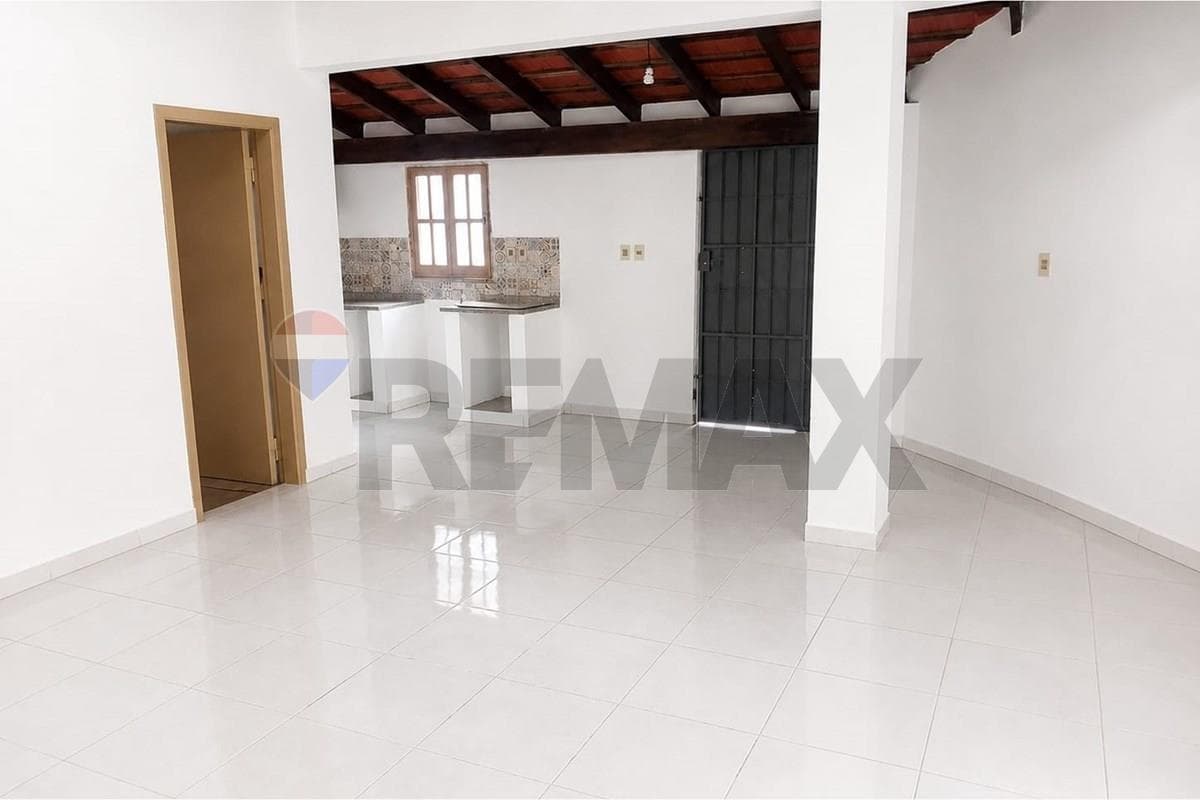 Casa en Vía Férrea - foto 2