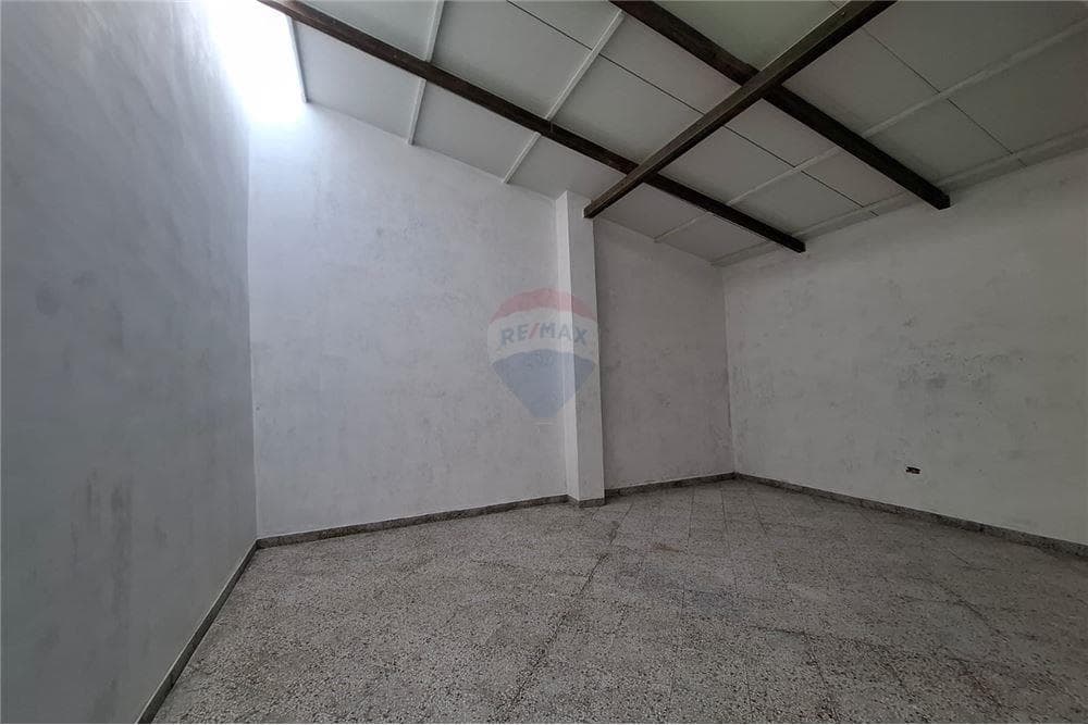Local comercial en Luque, Central - foto 4