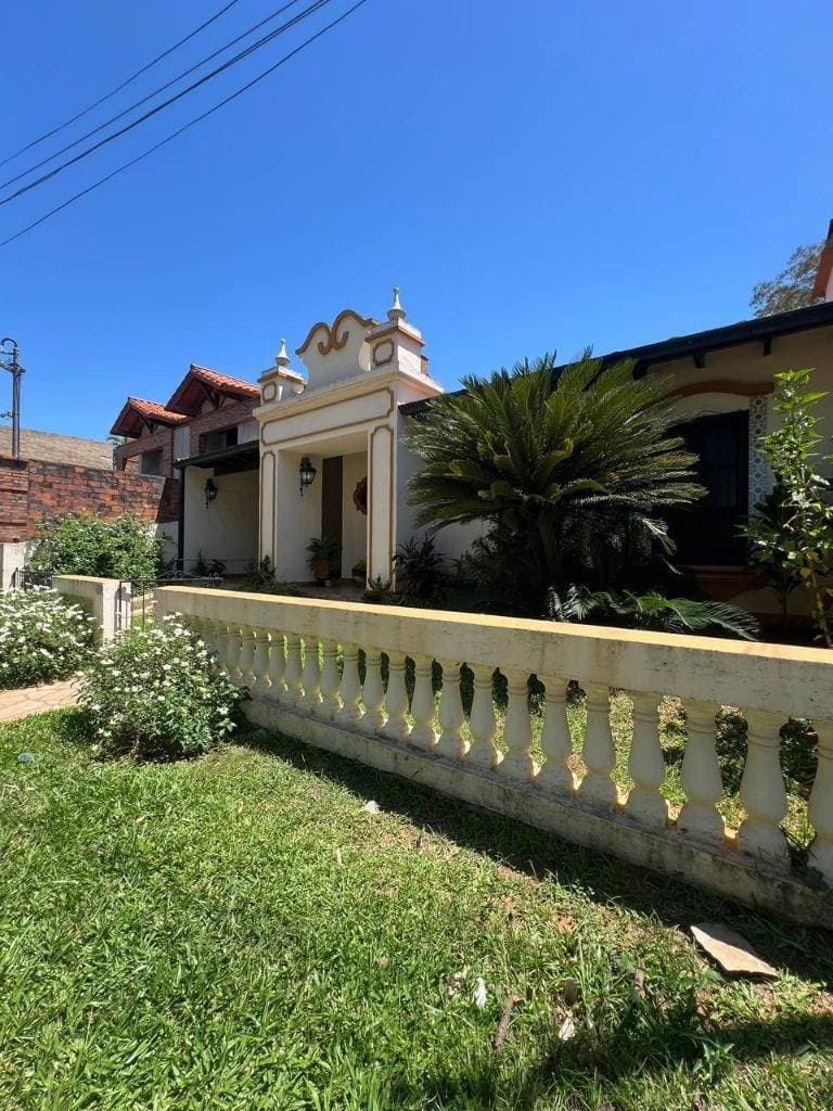 Casa en Madame Lynch