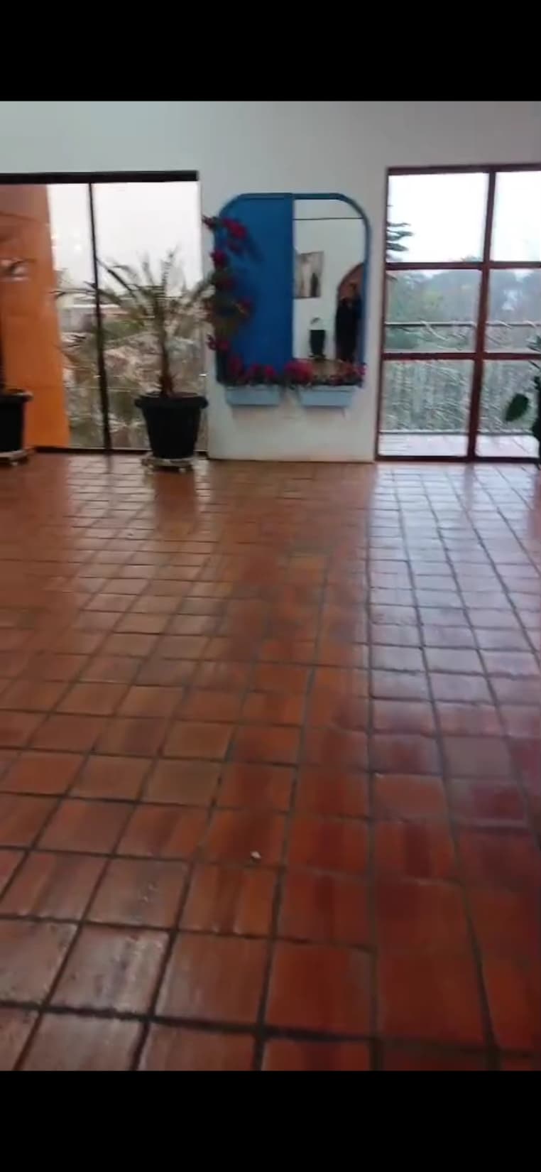 Local comercial en Area 8 - foto 6
