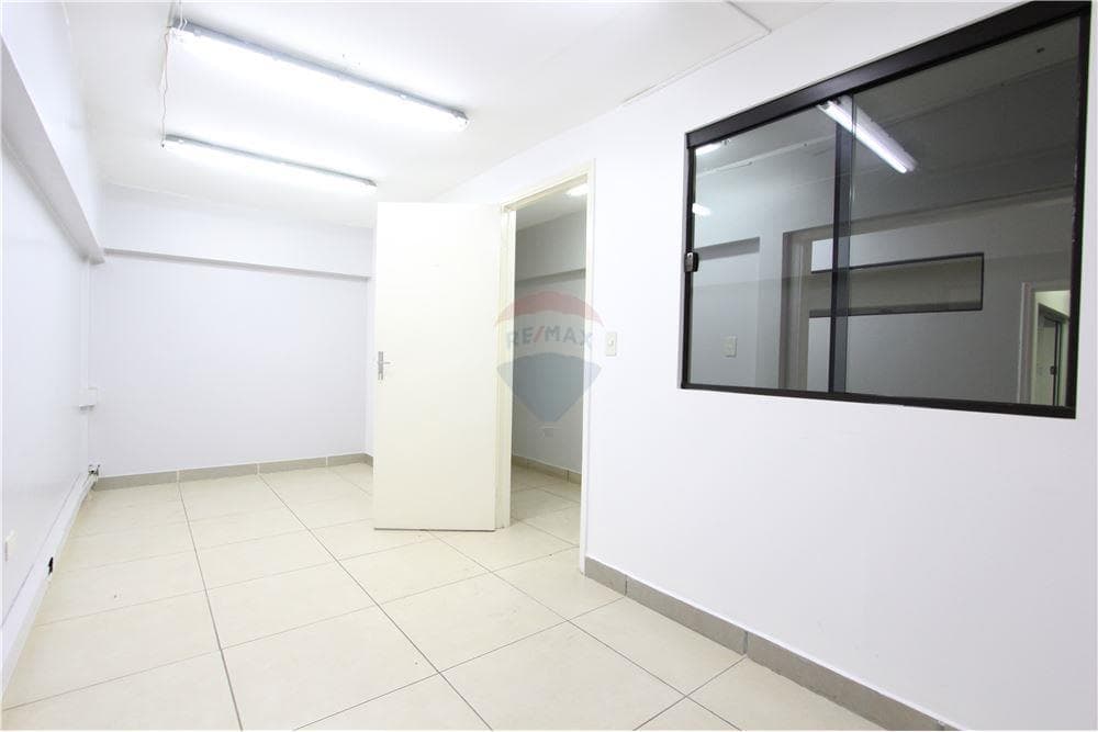 Oficina en Pacheco casi Leon Fragnaud - foto 10