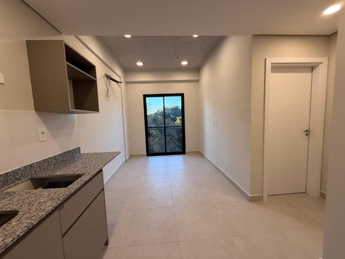 Departamento en Tte. Coronel Alfredo Ramos - foto 2