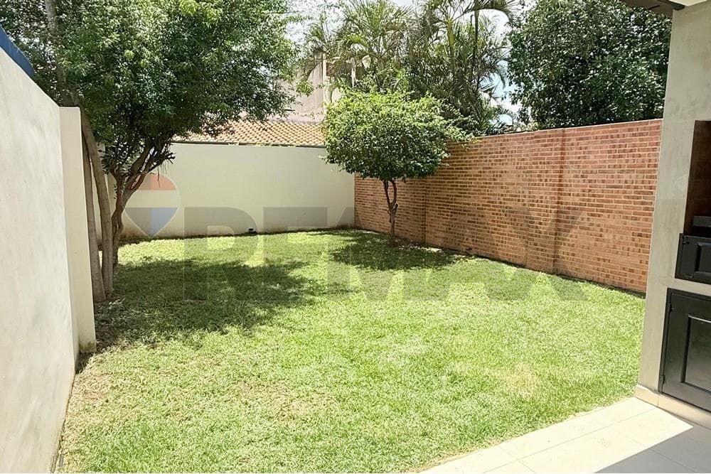 Dúplex en Mburucuyá, Asunción - foto 2