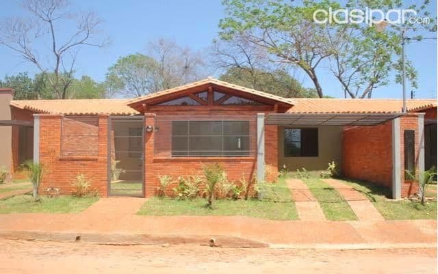 Casa en LOMA Merlo, Luque